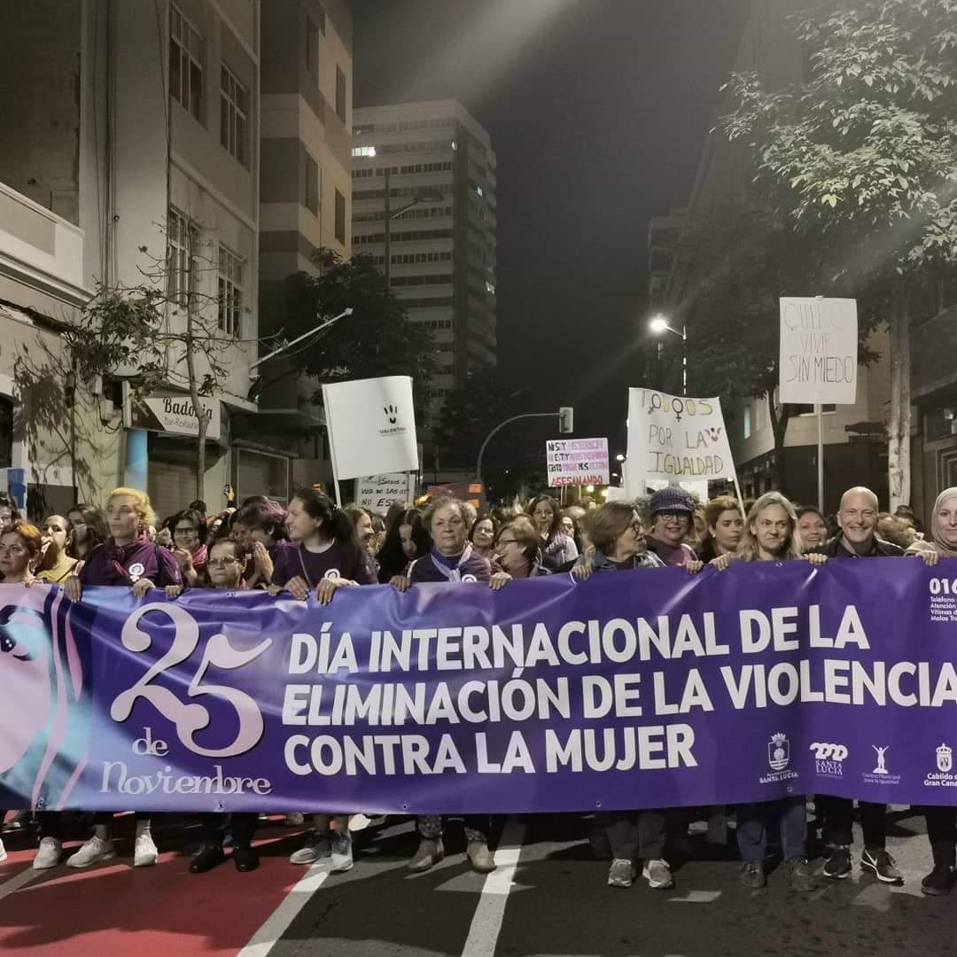 La Asociación de Mujeres Valentina estuvo presente en la manifestación convocada por la red feminista de Gran Canaria en Las Palmas del día 25/11/2019